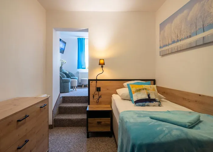 Anna Maria 스클라르스카포렘바