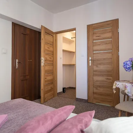 בית הארחה Anna Maria שצ'קלארסקה פוראובה